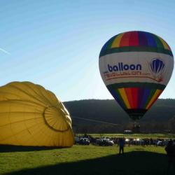 Survoler les sucs en mongolfière ...